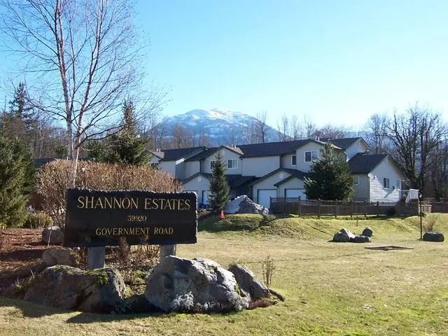 39920 Government Road 34, Squamish