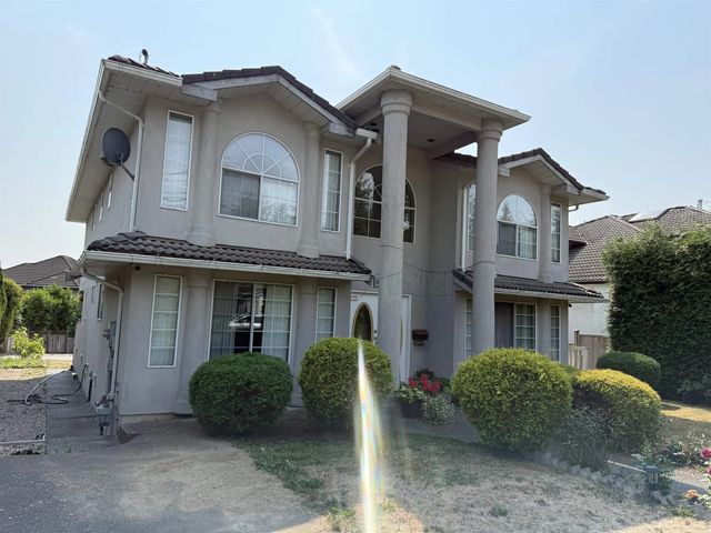 15290 84 Avenue, Surrey
