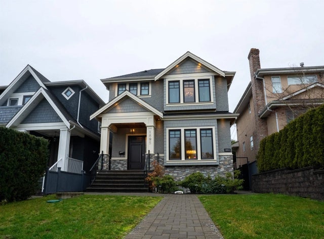 1895 W 60th Avenue, West Vancouver