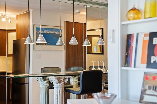 2450 Cornwall Avenue 210, Vancouver