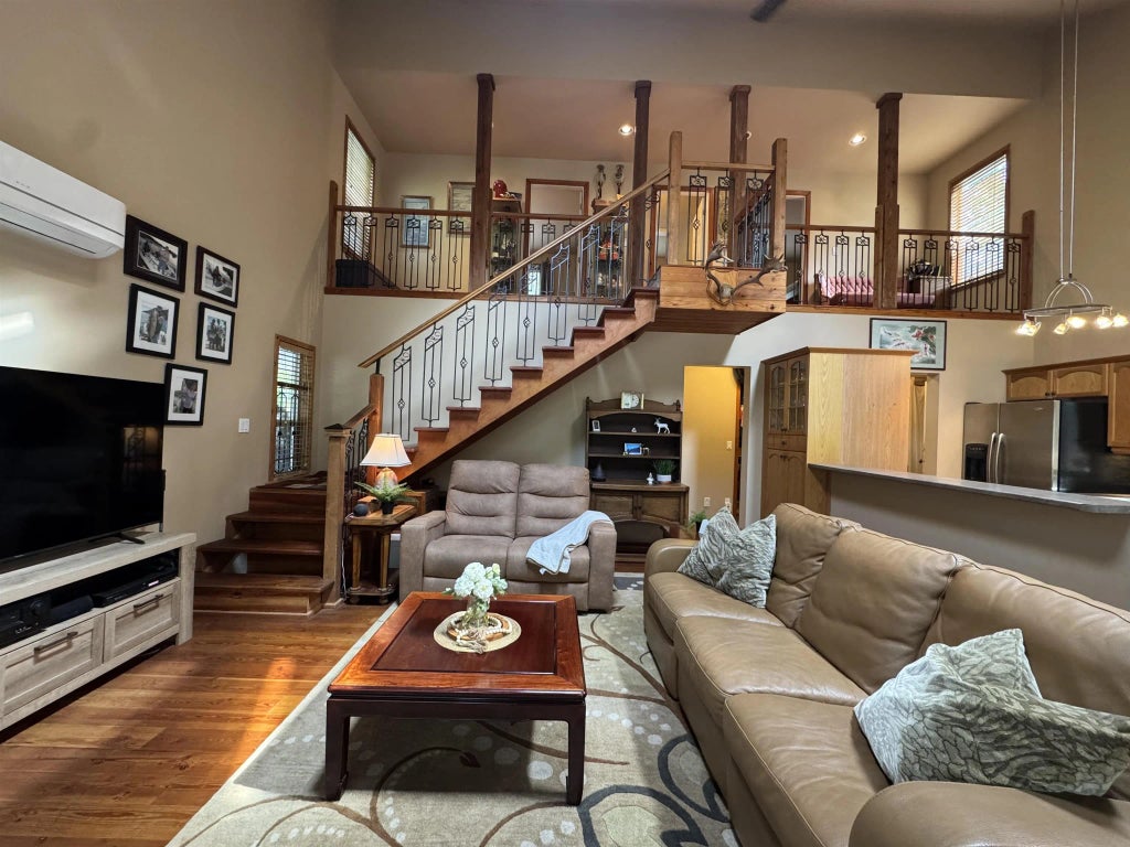 714 Charter Road, Mayne Island