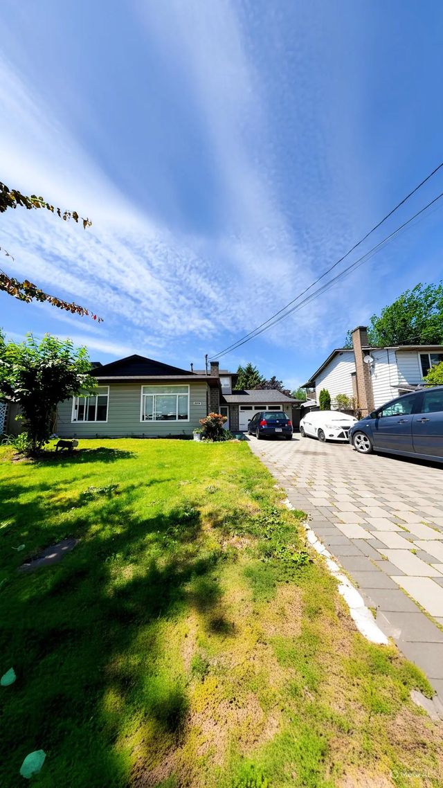 5919 184 Street, Surrey