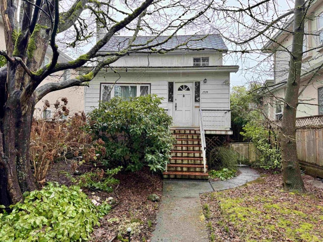 2720 W 24th Avenue, Vancouver