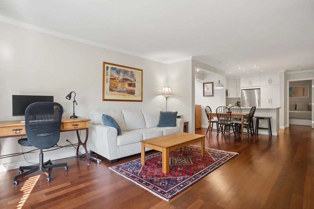 886 Broughton Street 3, Vancouver