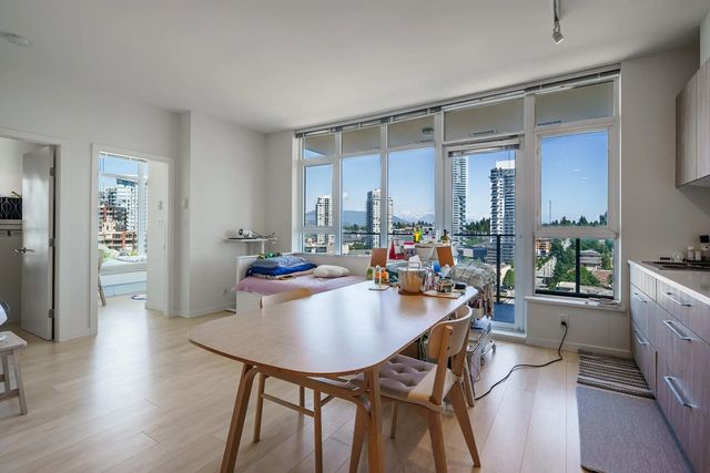 691 North Road 1308, Coquitlam