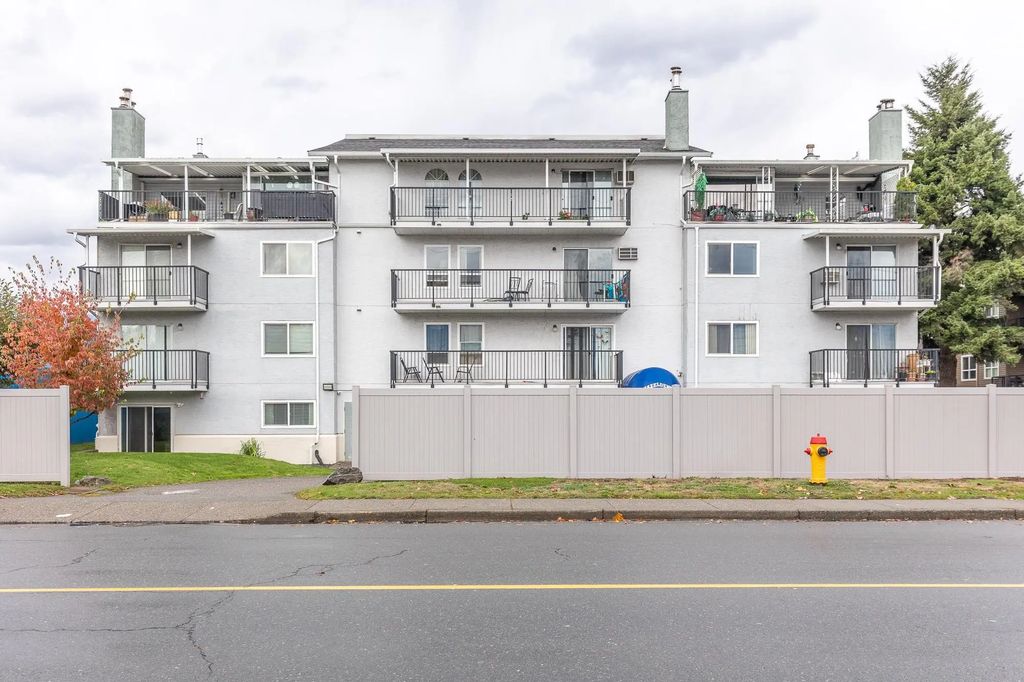46033 Chilliwack Central Road 101, Chilliwack