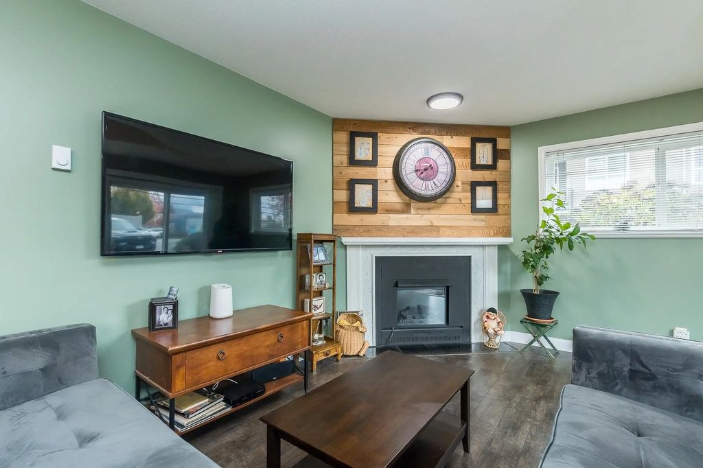 46033 Chilliwack Central Road 101, Chilliwack