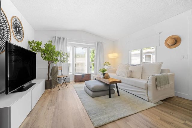 3295 Sunnyside Road 86, Anmore