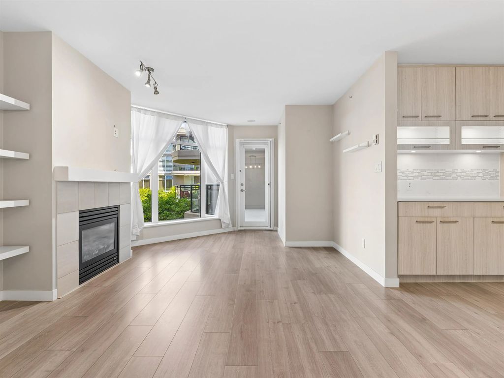 8480 Granville Avenue 219, Richmond