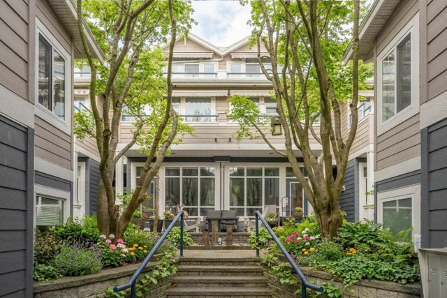 15161 Prospect Avenue 7, White Rock