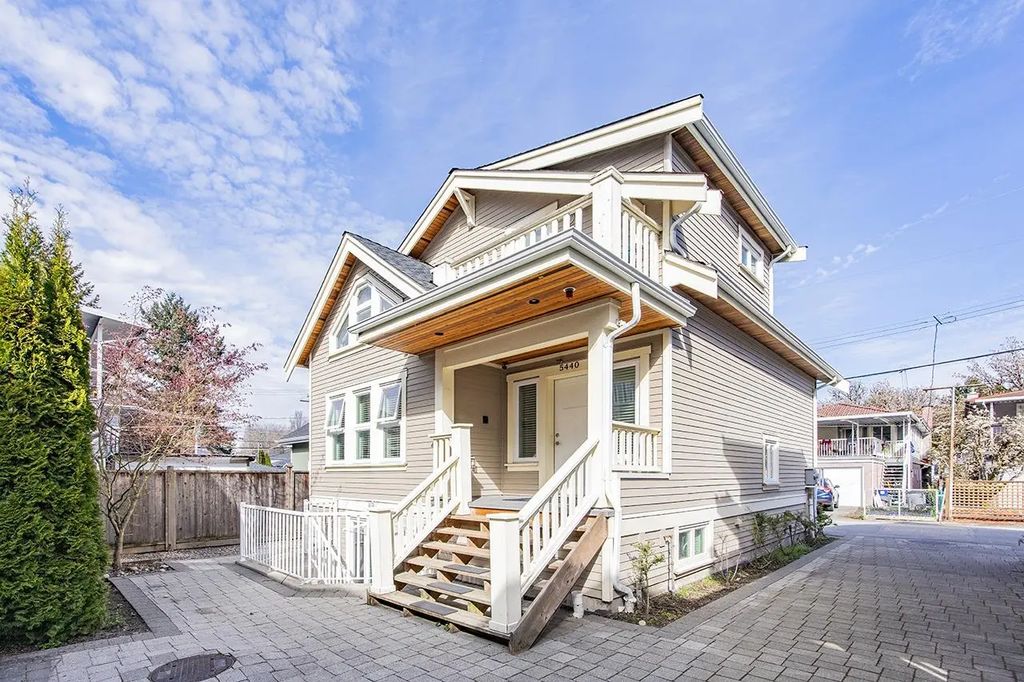 5440 Rhodes Street, Vancouver