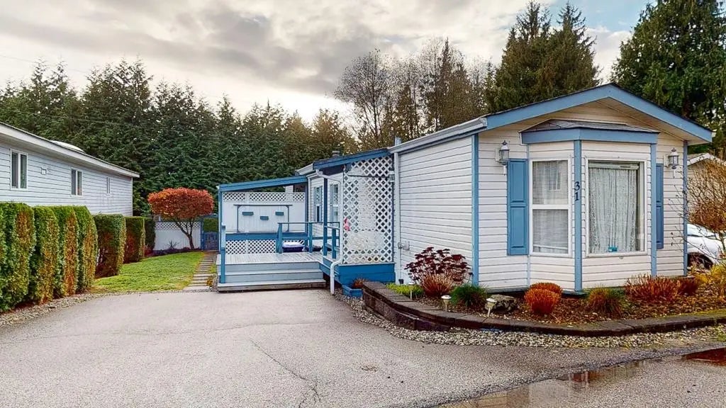 5575 Mason Road 31, Sechelt