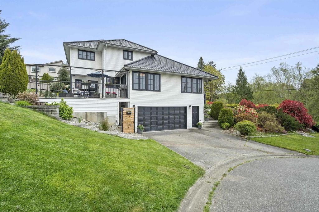 16071 8 Avenue, Surrey