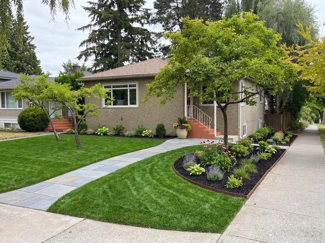 4 E 46th Avenue, Vancouver