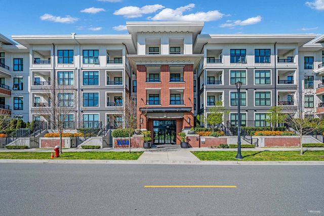 9551 Alexandra Road 213, Richmond