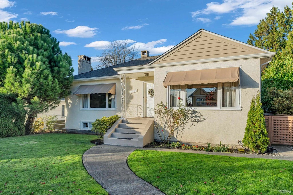 2225 W 22nd Avenue, Vancouver