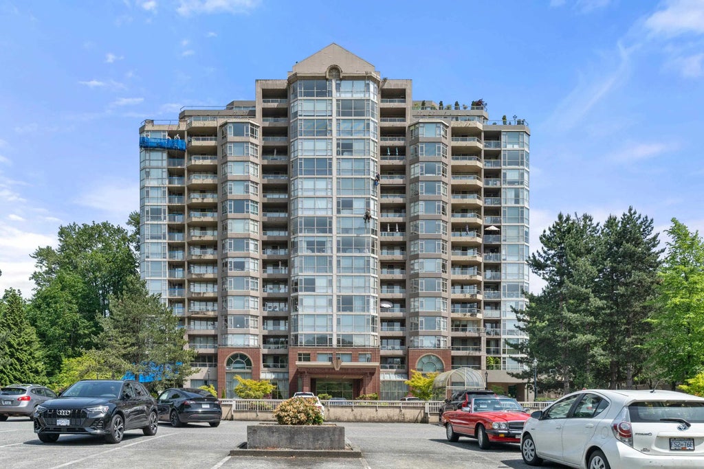 1327 E Keith Road 1106, North Vancouver