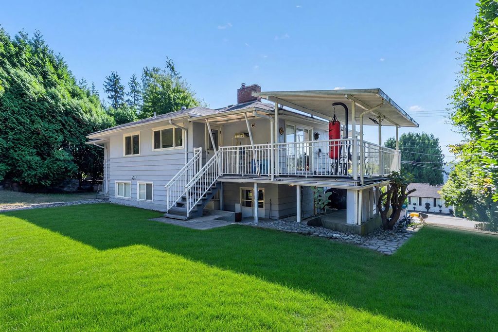 1165 Mathers Avenue, West Vancouver