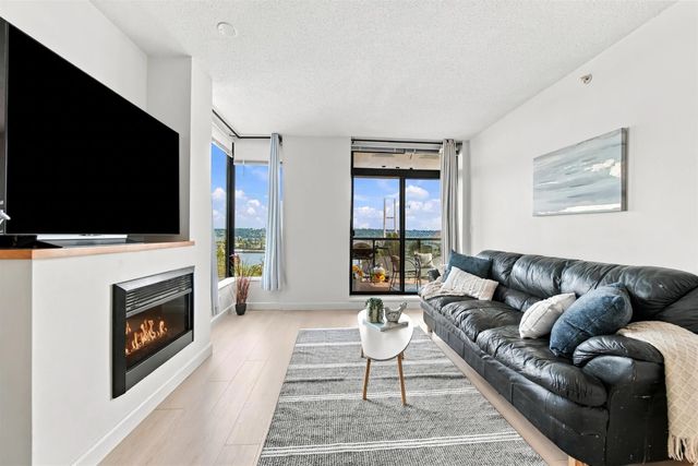 15 E Royal Avenue 903, New Westminster