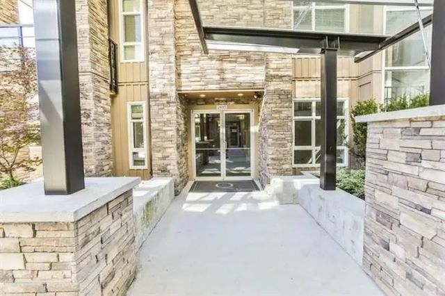 2465 Wilson Avenue 406, Port Coquitlam