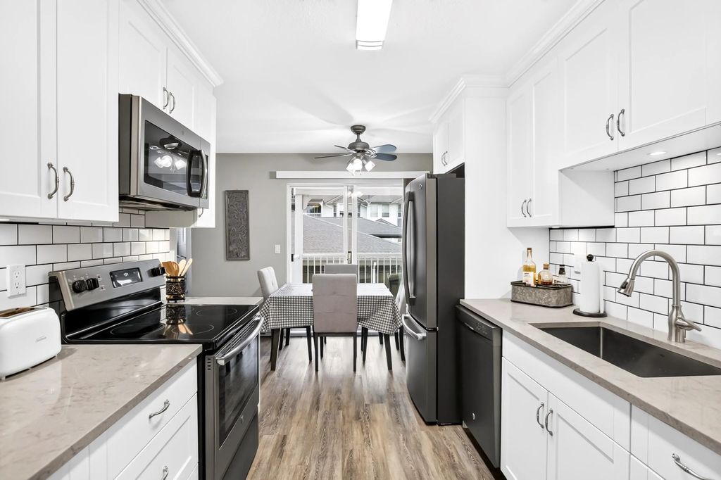 12296 224th Street 23, Maple Ridge