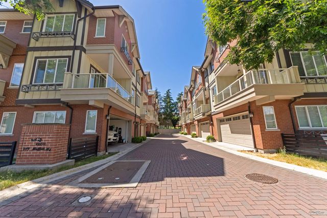 7199 Moffatt Road 9, Richmond