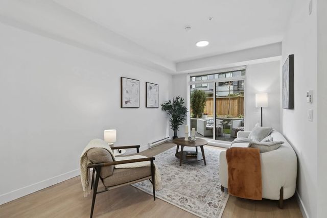 33820 South Fraser Way 308, Abbotsford