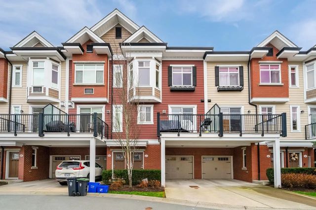 8068 207 Street 43, Langley