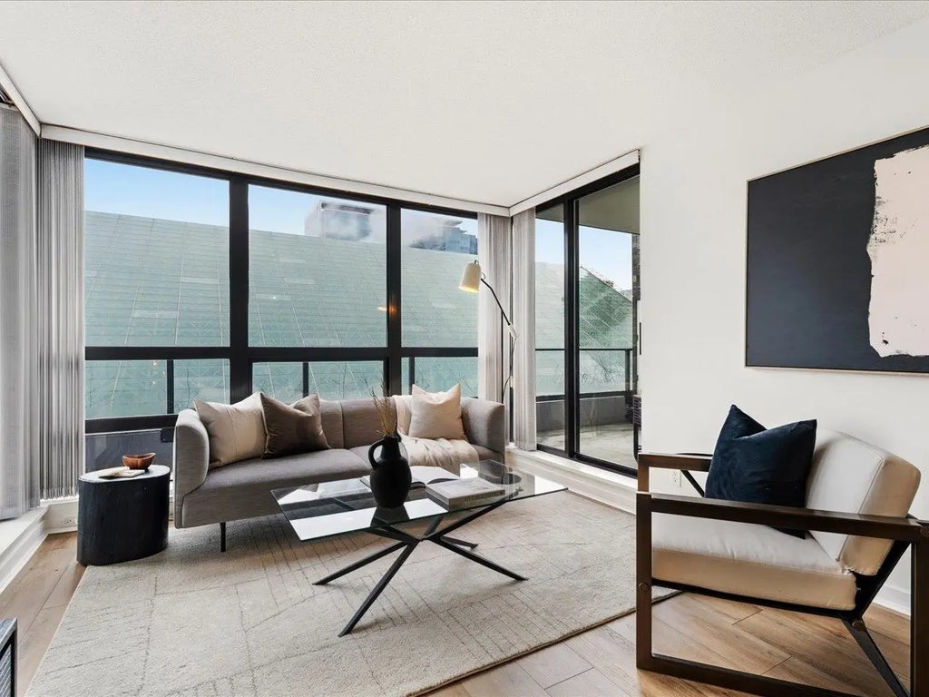 933 Hornby Street 503, Vancouver