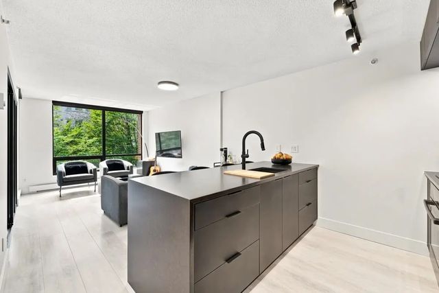 1082 Seymour Street 212, Vancouver