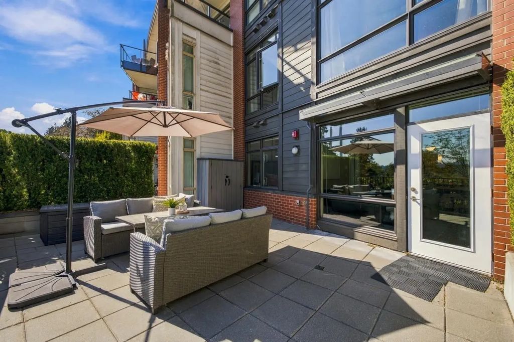 22 E Royal Avenue 127, New Westminster