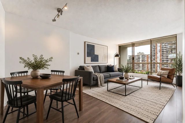 2008 Fullerton Avenue 802, North Vancouver