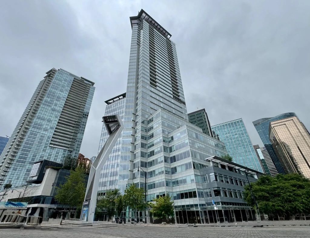 1077 W Cordova Street 2605, Vancouver