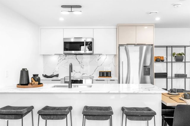 2085 E 1st Avenue 111, Vancouver