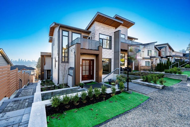 1204 Hammond Avenue 102, Coquitlam