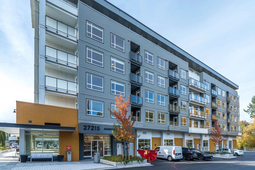 27215 Aldergrove Town Centre Drive 401, Langley