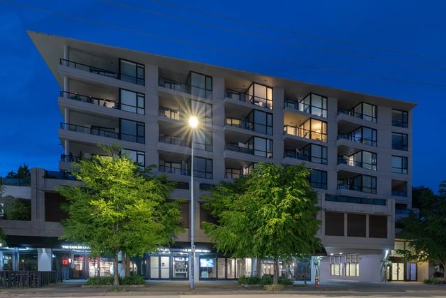 160 W 3rd Street 603, North Vancouver