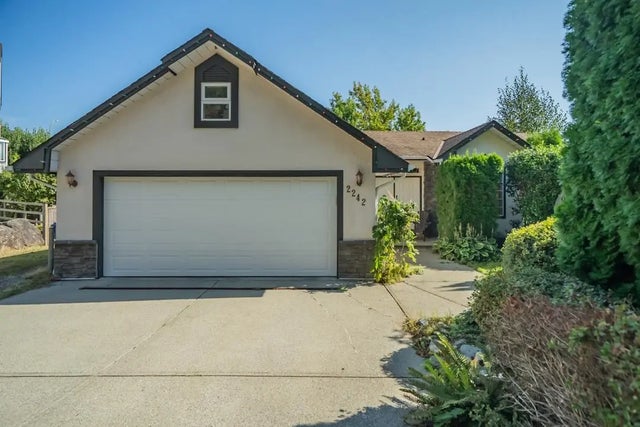 2242 Foothills Court, Abbotsford
