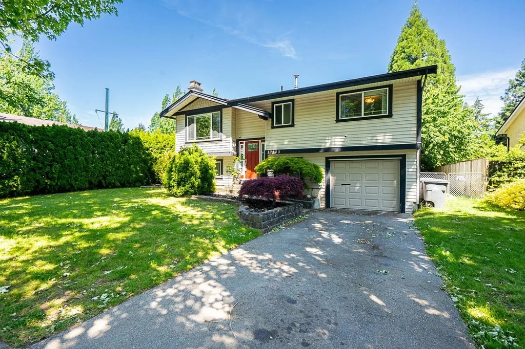 17223 61b Avenue, Surrey
