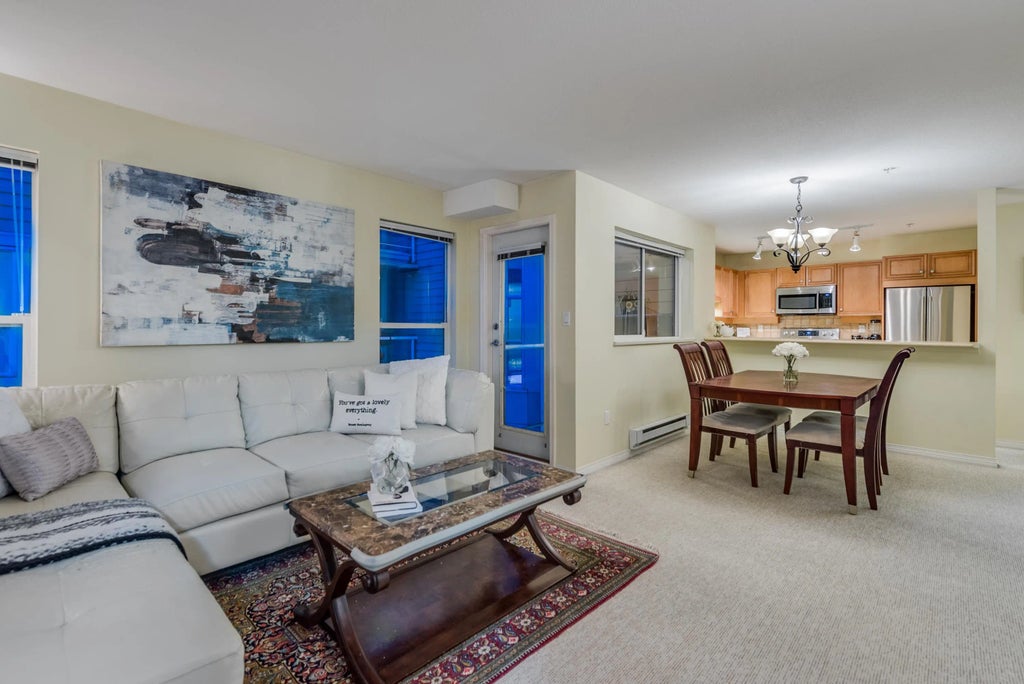 2929 W 4th Avenue 317, Vancouver