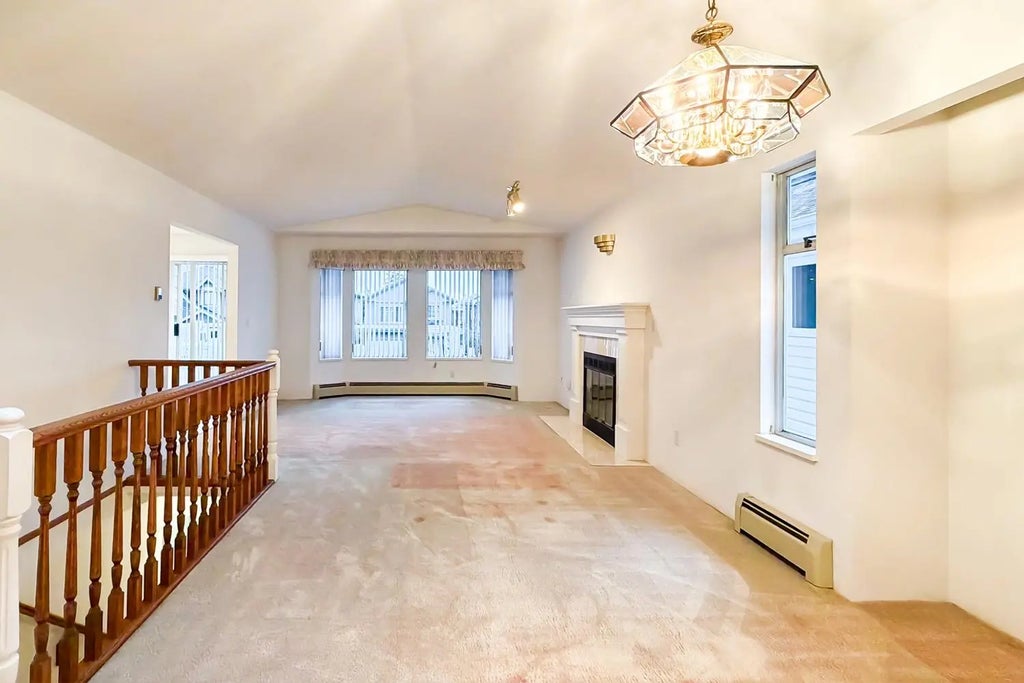 7459 Holly Street, Burnaby