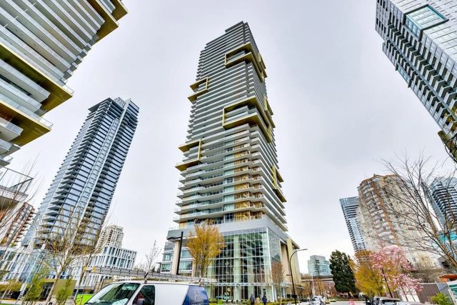 6383 Mckay Avenue 1006, Burnaby