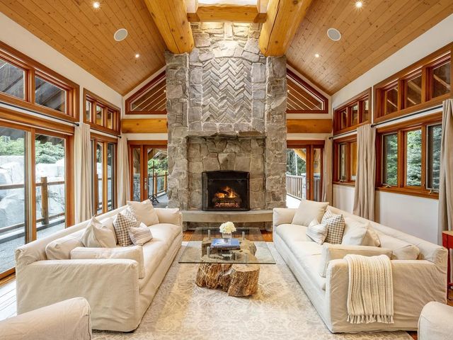 7114 Nesters Road, Whistler