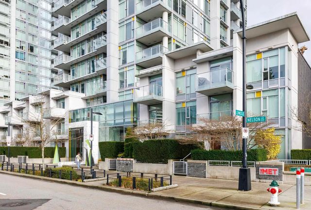 6590 Nelson Avenue, Burnaby
