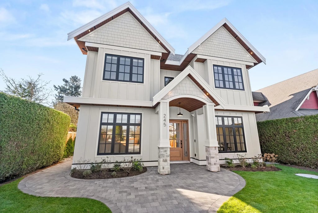 245 66 Street, Delta