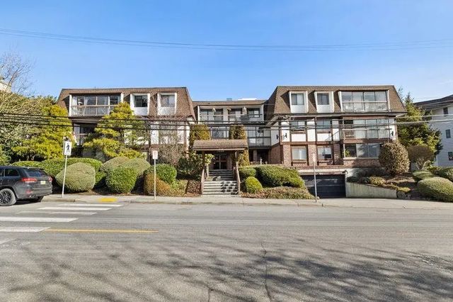 1444 Martin Street 309, White Rock