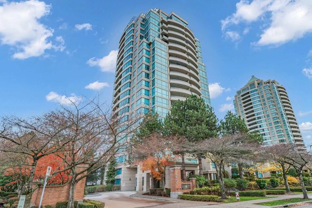 6611 Southoaks Crescent 802, Burnaby