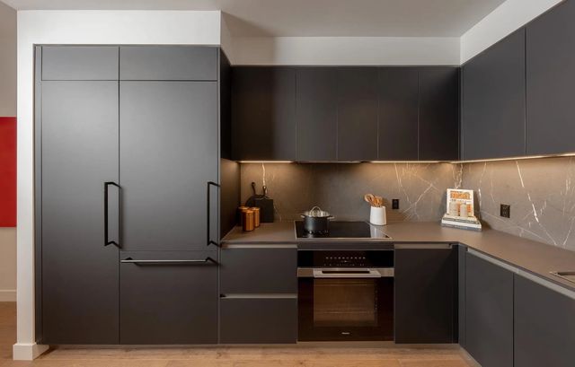 480 W 16th Avenue 211, Vancouver