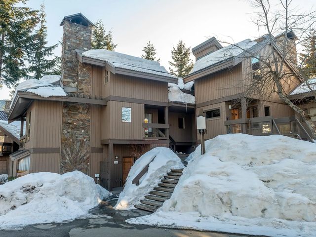 6117 Eagle Drive 216, Whistler
