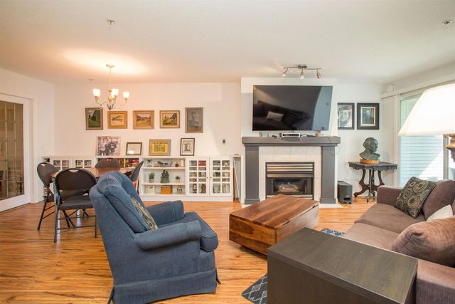 19528 Fraser Highway 221, Surrey